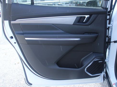 New 2026 Buick Enclave Preferred w/ Power Package image 23