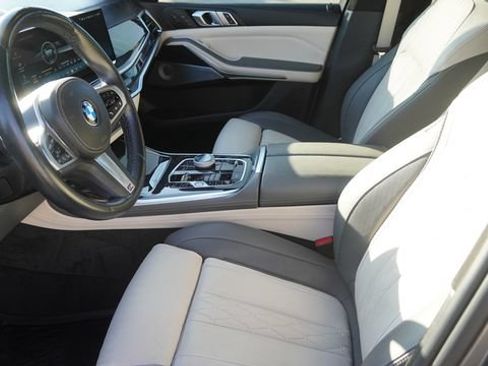 Used 2024 BMW X7 xDrive40i w/ Executive Package AWD/4WD image 21