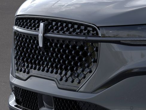 New 2024 Lincoln Nautilus Reserve w/ Equipment Group 202A image 17