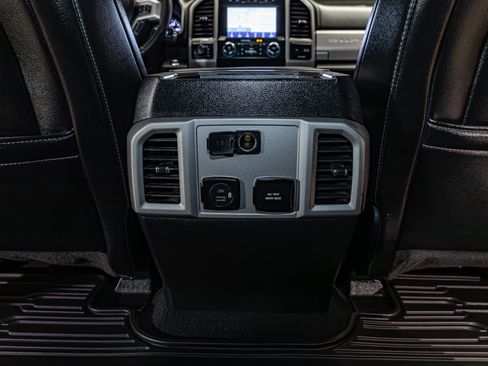 Used 2020 Ford F250 Lariat AWD/4WD image 23
