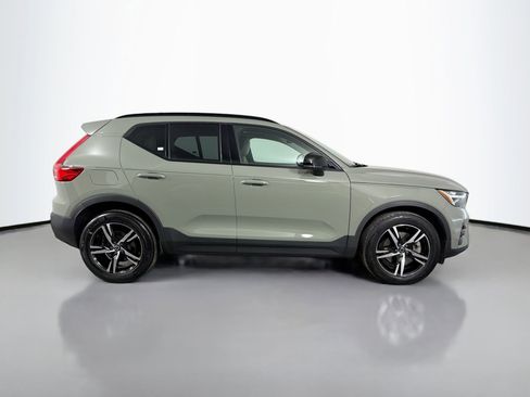 Certified 2023 Volvo XC40 B5 Plus w/ Driver Assist Package image 5