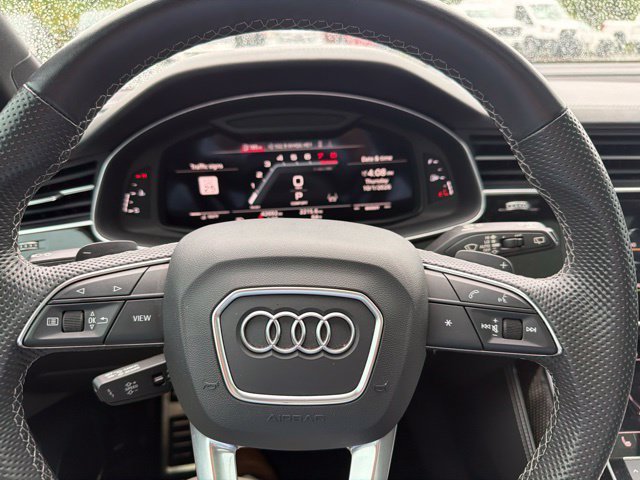 Used 2021 Audi SQ7 Premium Plus w/ Executive Package AWD/4WD image 13