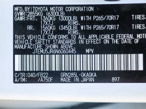 Used 2022 Toyota 4Runner SR5 image 32