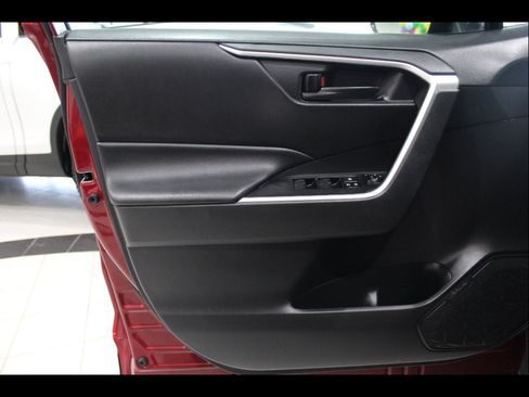 Used 2024 Toyota RAV4 LE AWD/4WD image 14
