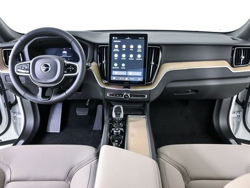 New 2026 Volvo XC60 B5 Plus w/ Climate Package image 18