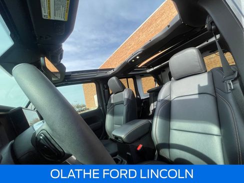 Used 2025 Jeep Wrangler Sahara w/ Safety Group image 20