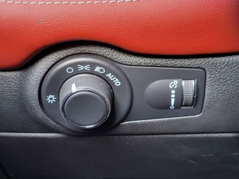 Used 2024 Dodge Durango SRT Hellcat image 12