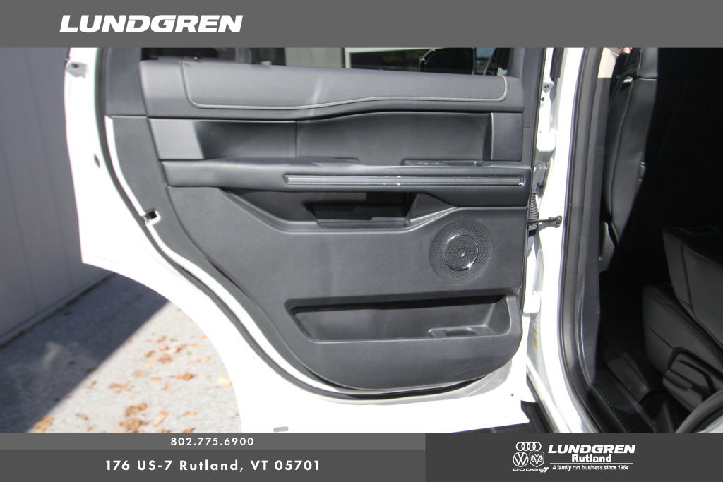 Used 2023 Ford Expedition XLT AWD/4WD image 15