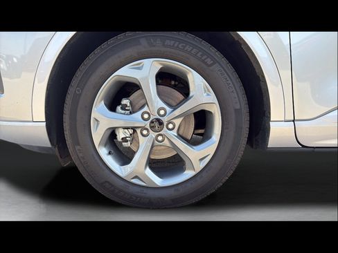 Used 2024 Ford Escape ST-Line w/ Equipment Group 301A FWD image 15