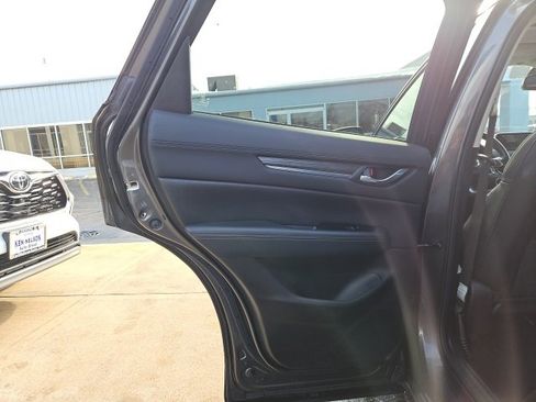 Used 2017 MAZDA CX-5 Grand Touring w/ Premium Package image 19