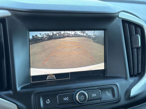 Used 2024 GMC Terrain SLE image 14