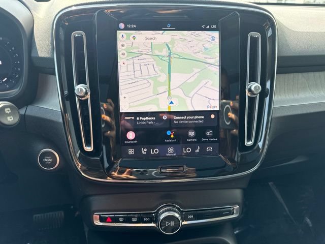 Certified 2025 Volvo XC40 B5 Core w/ Protection Package Premier AWD/4WD image 25