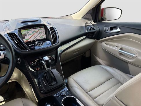 Used 2015 Ford Escape Titanium image 23