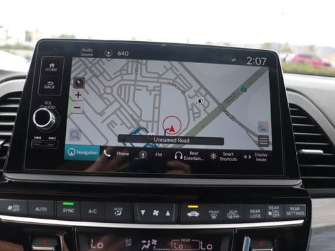 Used 2025 Honda Odyssey Elite image 16