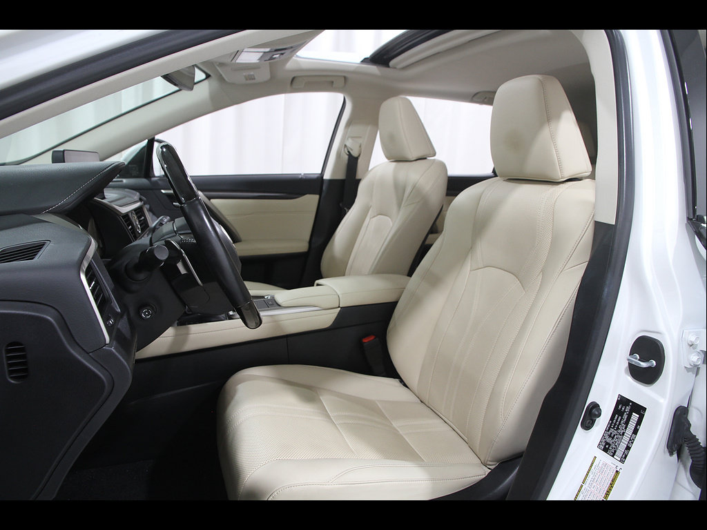 Used 2021 Lexus RX 450hL Luxury w/ Cold Area Package (CK) AWD/4WD image 5