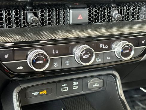 Used 2025 Honda CR-V EX-L image 19
