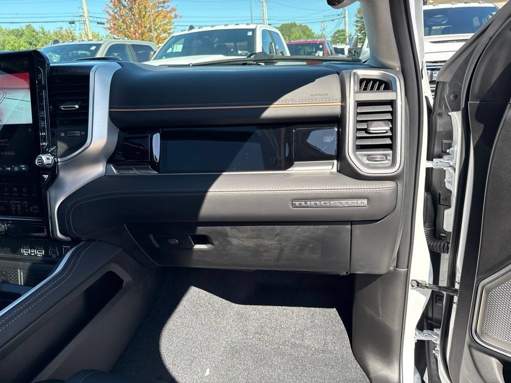 New 2027 RAM 1500 Tungsten w/ Trailer Tow Group AWD/4WD image 31
