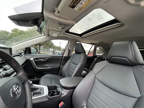 Used 2024 Toyota RAV4 XLE Premium image 12