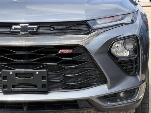 Used 2021 Chevrolet TrailBlazer RS w/ Sun and Liftgate Package AWD/4WD image 9