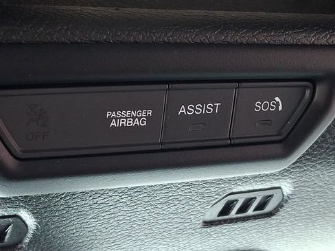 Used 2023 Jeep Wrangler Unlimited Sahara AWD/4WD image 26