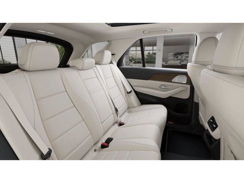 New 2026 Mercedes-Benz GLE 350 4MATIC image 4