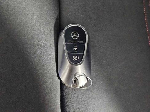 New 2025 Mercedes-Benz SL 63 AMG S e Performance 4MATIC image 41