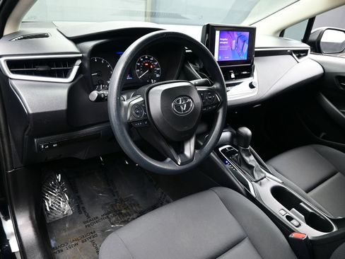 Used 2024 Toyota Corolla LE FWD image 12