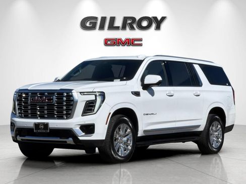 Used 2025 GMC Yukon XL Denali AWD/4WD image 7