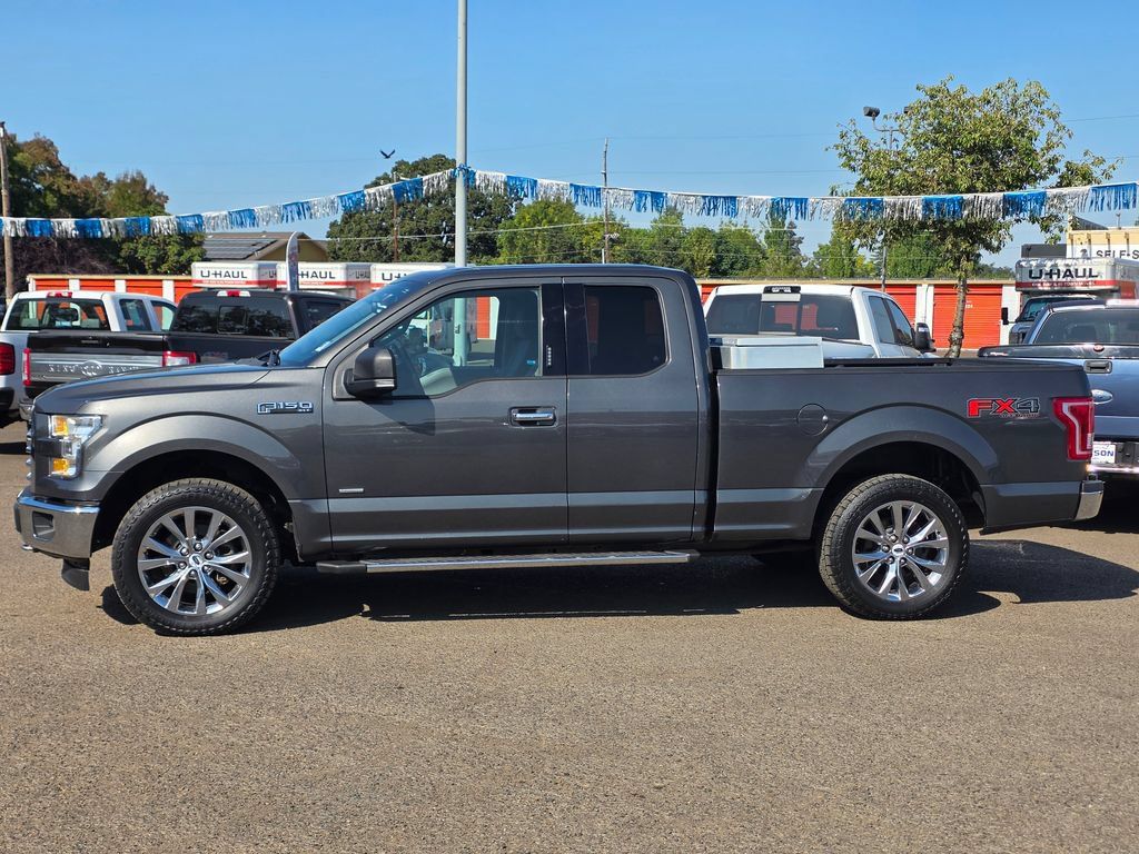 Used 2017 Ford F150 XLT w/ Equipment Group 302A Luxury AWD/4WD image 32