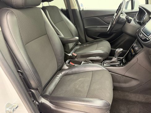 Used 2019 Buick Encore Sport Touring FWD image 28