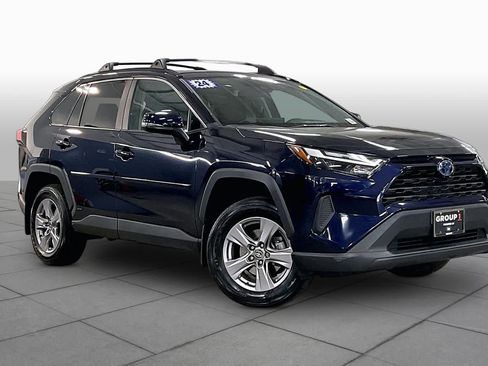 Used 2024 Toyota RAV4 XLE w/ Convenience Package AWD/4WD image 3