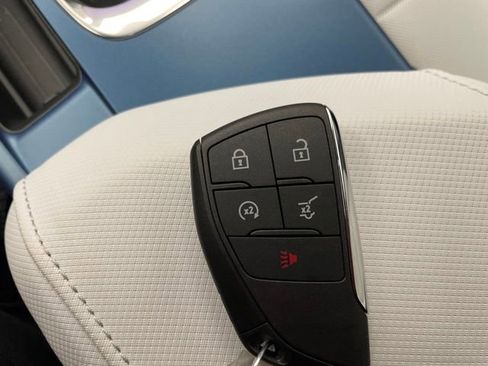 New 2026 Chevrolet Equinox EV LT w/ Convenience Package II image 20