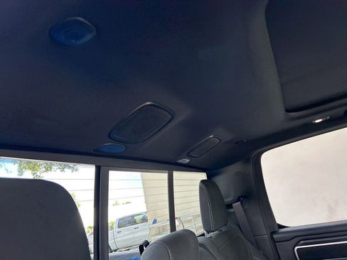 Used 2025 RAM 1500 Big Horn AWD/4WD image 33