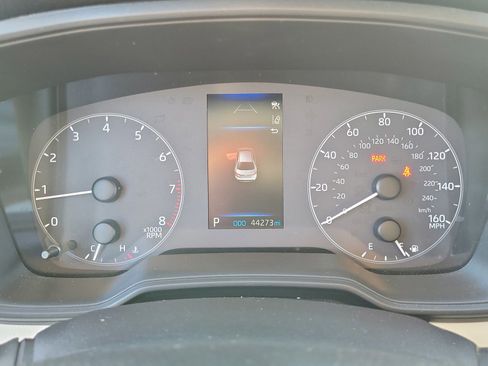 Used 2025 Toyota Corolla LE image 20