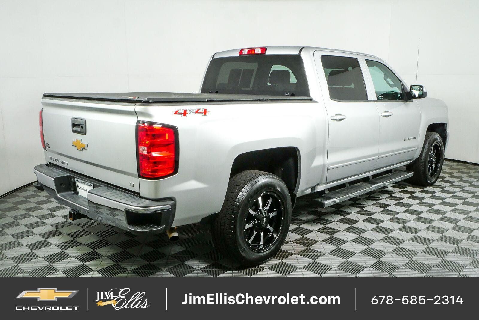 Used 2017 Chevrolet Silverado 1500 LT w/ All Star Edition AWD/4WD image 3