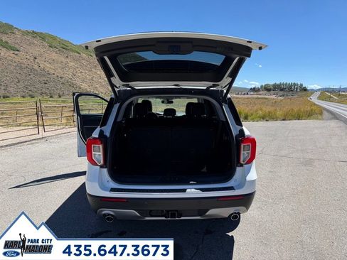 Used 2022 Ford Explorer Limited w/ Equipment Group 301A AWD/4WD image 31