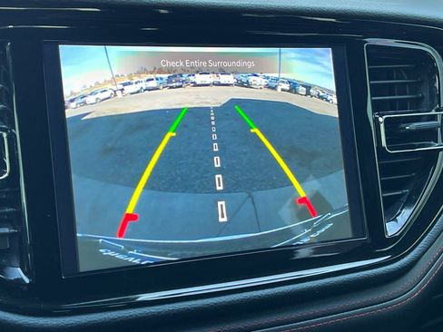 Used 2023 Dodge Durango GT image 27