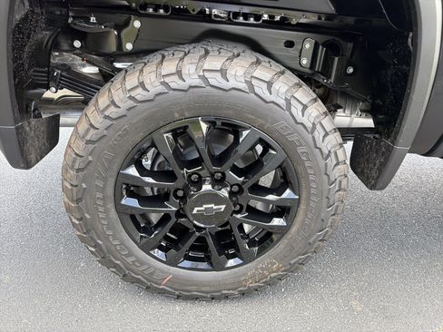 New 2026 Chevrolet Silverado 3500 LT w/ Trail Boss Package AWD/4WD image 17