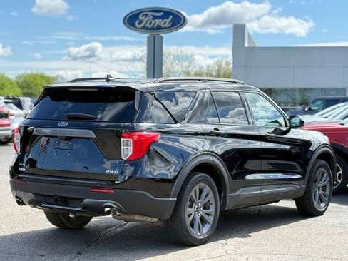 Certified 2023 Ford Explorer XLT w/ Equipment Group 202A AWD/4WD image 40