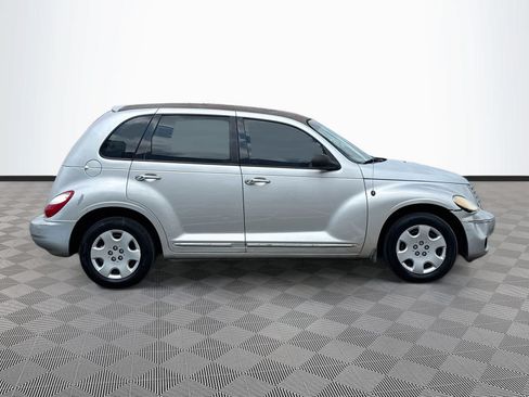 Used 2007 Chrysler PT Cruiser FWD image 4