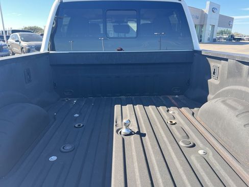 Used 2020 Ford F250 Lariat image 6