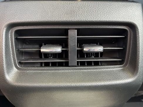 Used 2024 Ford Edge SEL w/ Convenience Package AWD/4WD image 22