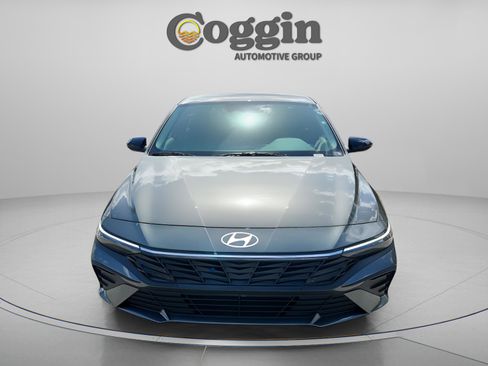 New 2026 Hyundai Elantra Sport image 9