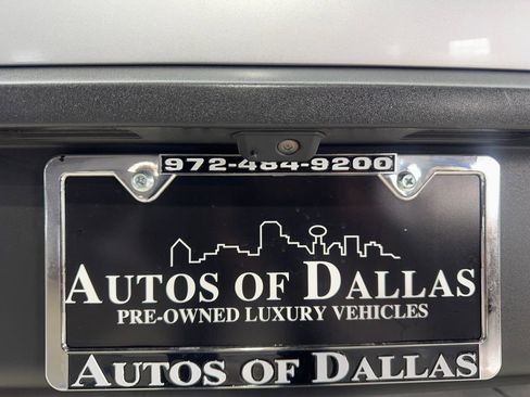 Used 2022 Porsche Macan AWD/4WD image 23
