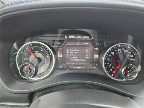 Used 2022 RAM 3500 Laramie w/ Night Edition AWD/4WD image 10