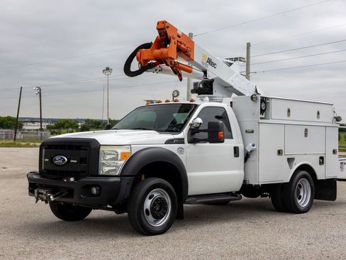 Used 2011 Ford F550 4x4 Regular Cab Super Duty w/ Payload Upgrade Pkg image 3