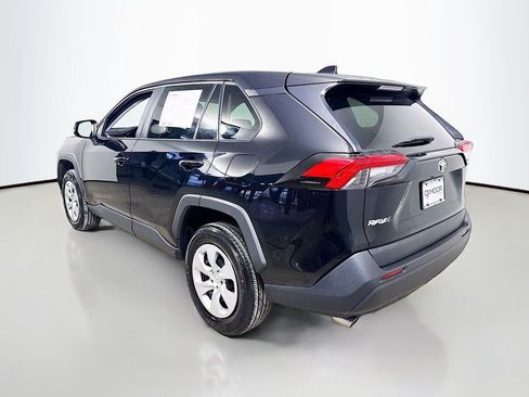 Certified 2022 Toyota RAV4 LE image 5