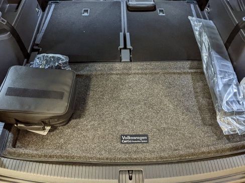 New 2026 Volkswagen Atlas SEL Premium R-Line image 28