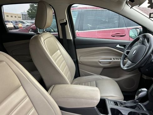 Used 2019 Ford Escape SEL AWD/4WD image 10
