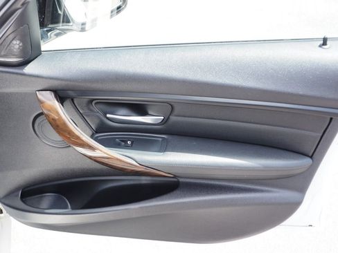 Used 2015 BMW ActiveHybrid 3 RWD image 22